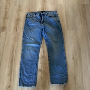 GAP Men's Classic Denim Straight Jeans